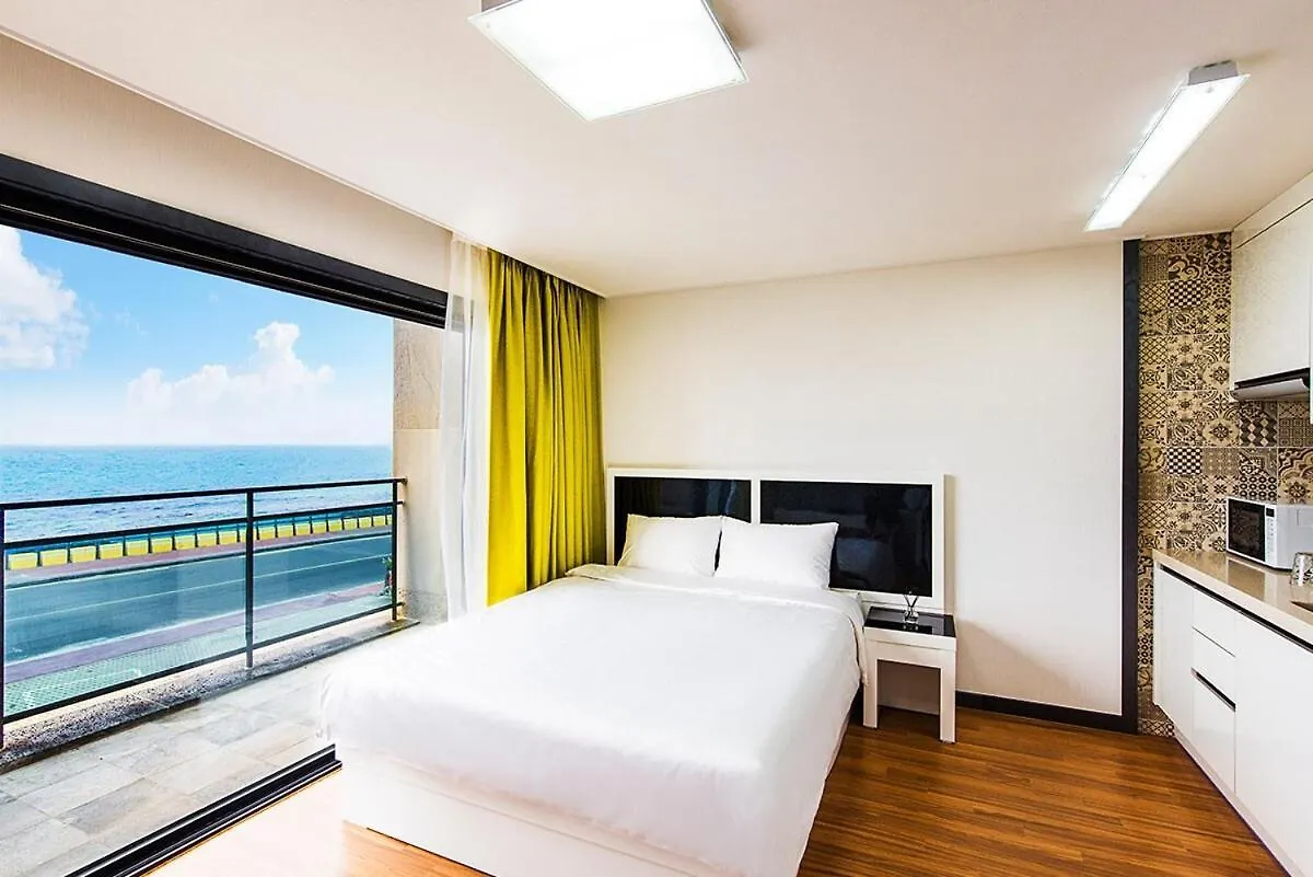 Hotel Petit Jeju Victor 0*,